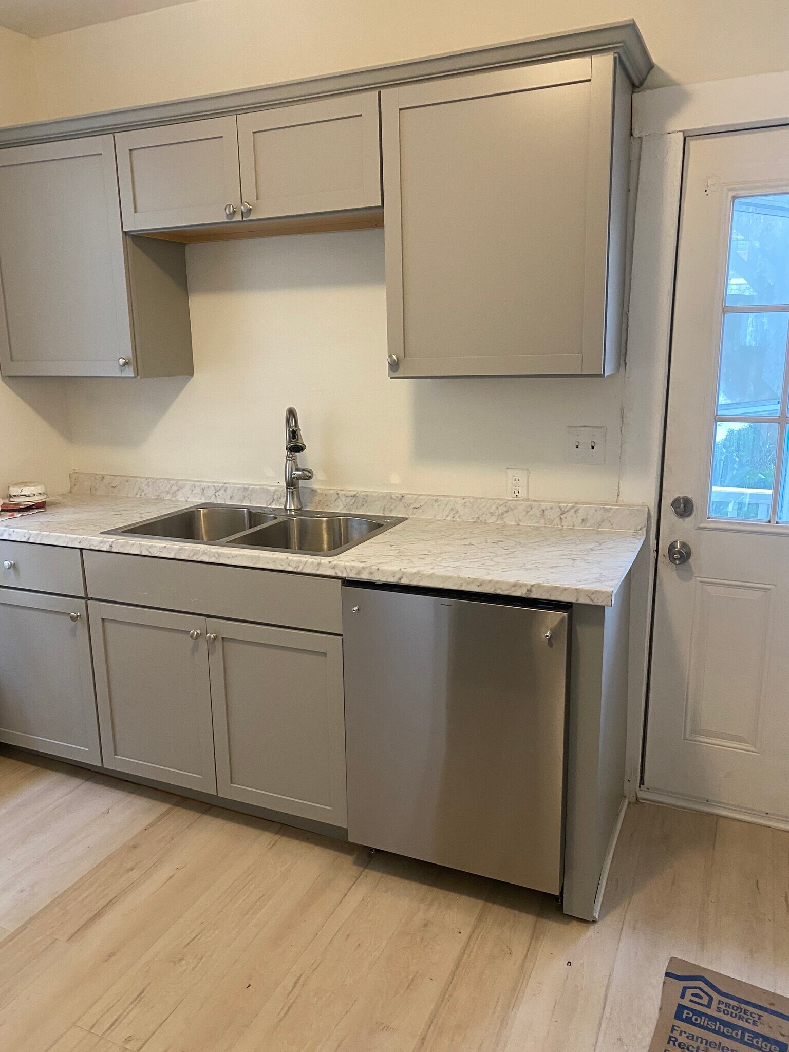 Building Photo - 238 Rutter Ave