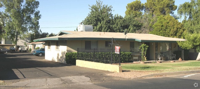 Building Photo - 1307 E Colter St