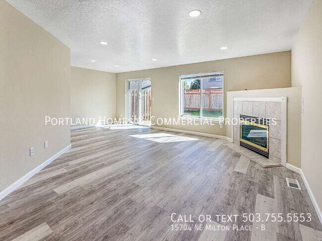 Building Photo - 15704 NE Milton Pl