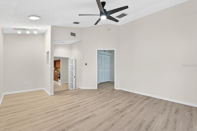 Building Photo - 11755 W Fisherman Ln