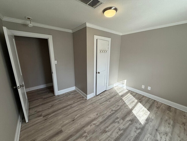 Building Photo - 2910 Mexico Gravel Rd