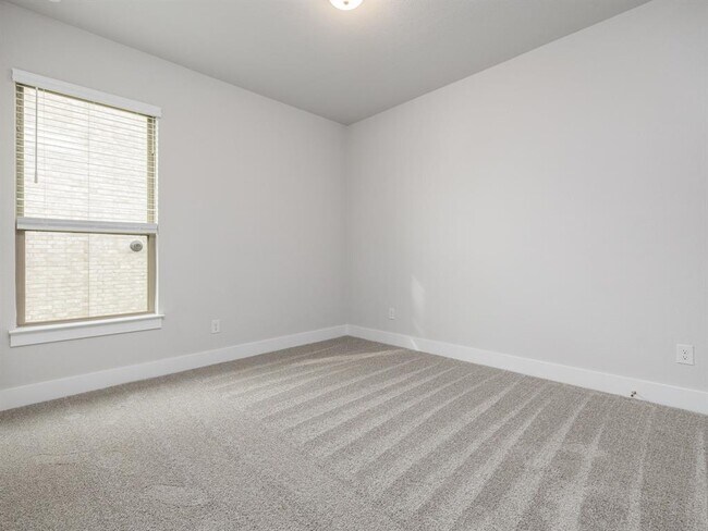 Building Photo - 416 Ridgewell Lp