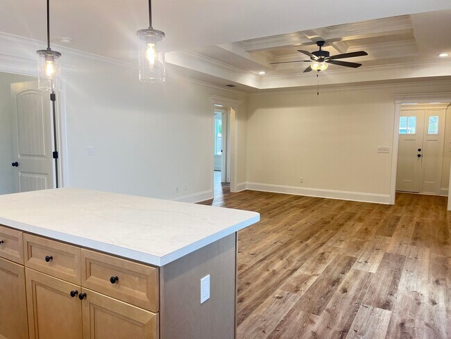 Building Photo - 31 Klickitat Dr