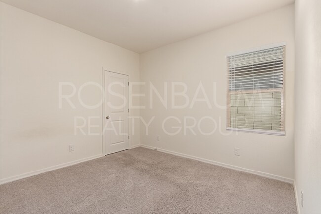 Building Photo - 47662 W Mellen Ln