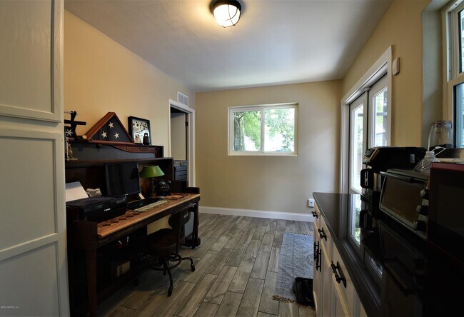 Building Photo - 4641 Blount Ave