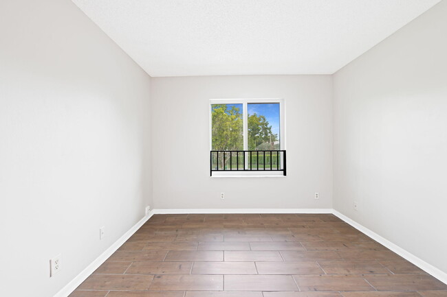 Building Photo - 2981 NW 92nd Ave