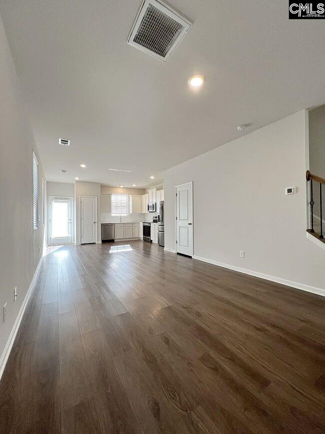 Building Photo - 199 Kitti Wake Dr