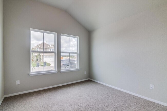 Building Photo - 140 Shugart St