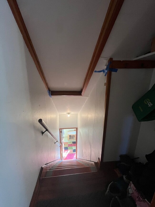 Building Photo - 1330 Selby Ave