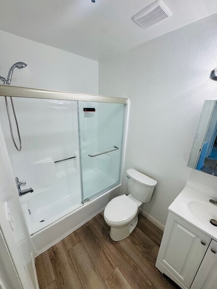 Building Photo - 501 S Shelton St