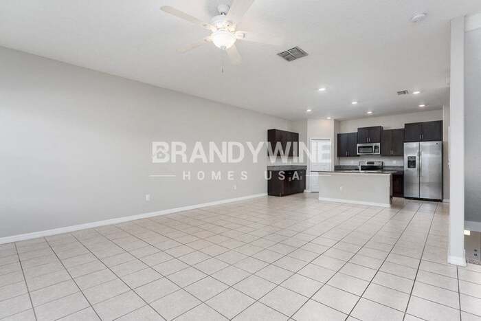 Building Photo - 5559 Mercado Dr