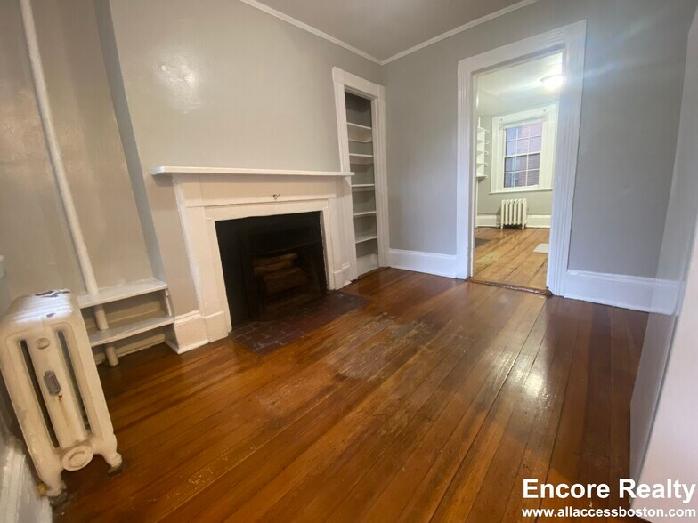 Building Photo - 3 Champney Pl