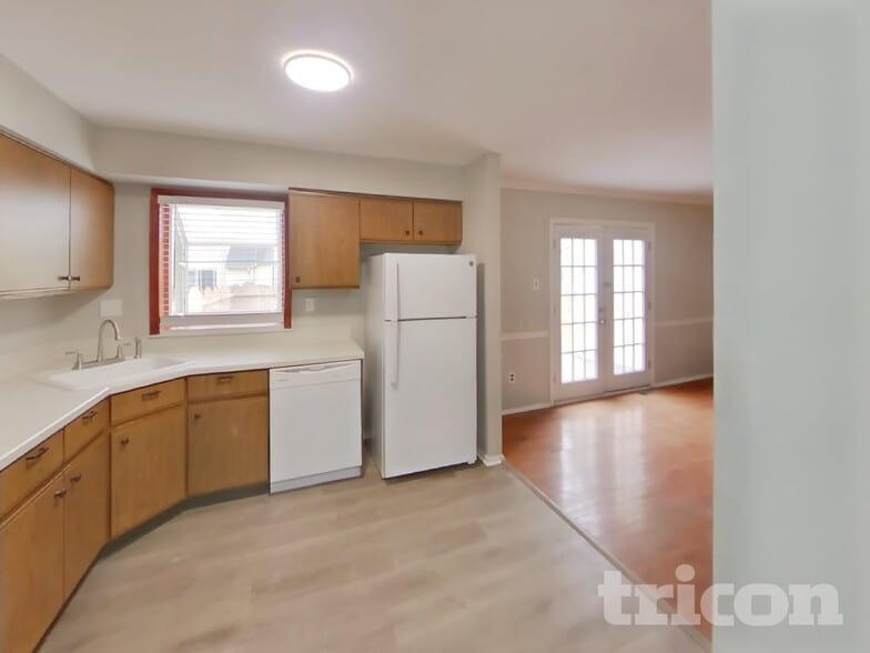 Building Photo - 275 Zieglerville Rd