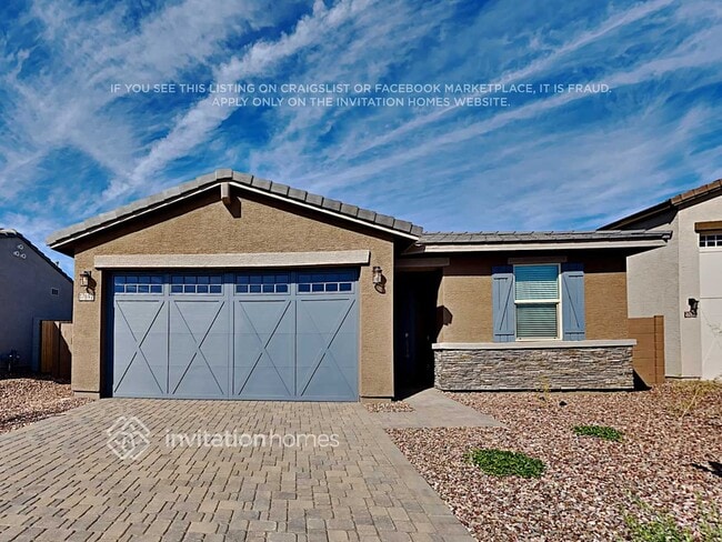 Building Photo - 17692 W Fetlock Trail