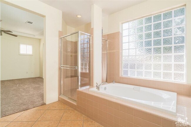 Building Photo - 78807 Breckenridge Dr