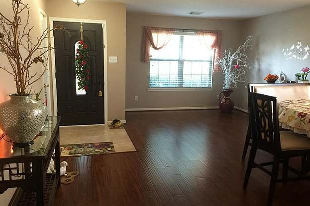 Building Photo - 21235 Bending Green Way