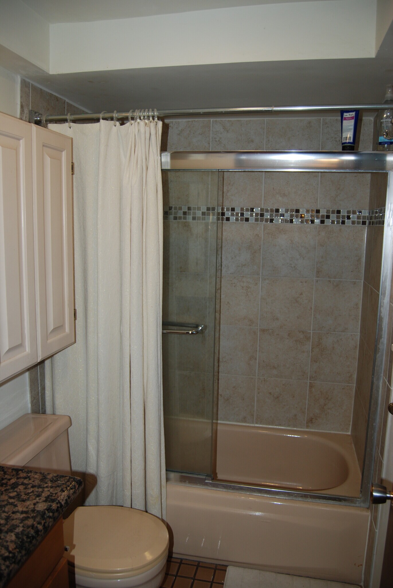 Building Photo - 13310 NE 74th St