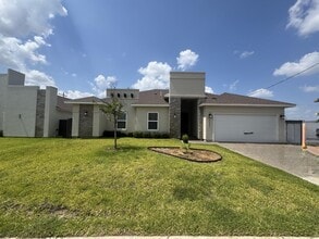 Building Photo - 6002 Amir Dr