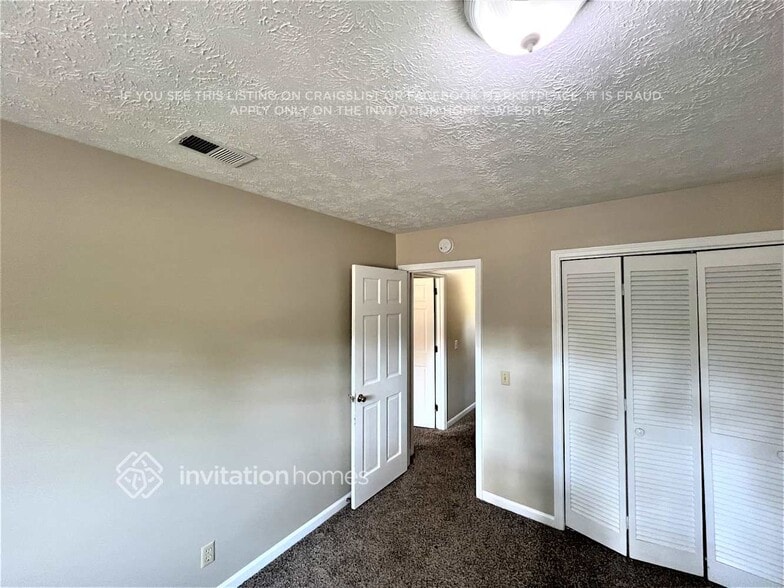 Building Photo - 3993 Sugar Valley Dr SE