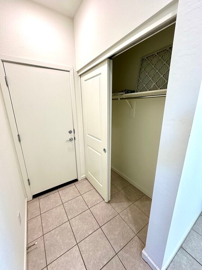 Building Photo - Well maintained single level San Tan Valley home located in Quail Run.