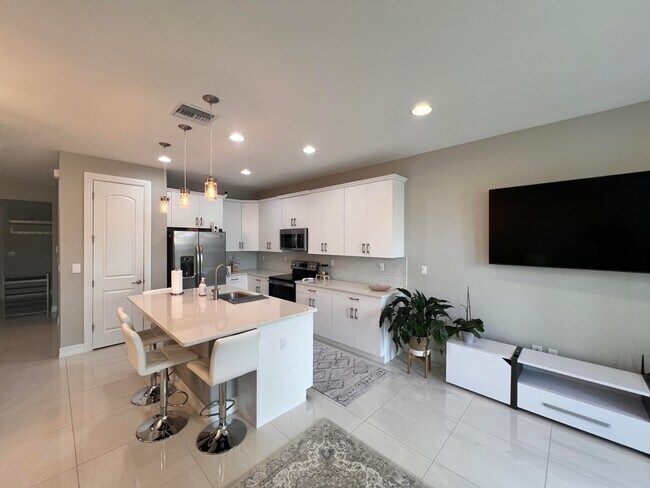 Building Photo - 9932 Brickhill Dr