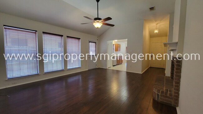 Building Photo - 3047 Bosswood Ct