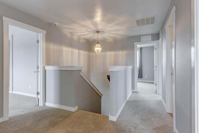 Building Photo - 4 Bed/2.5 Home In Kuna! - Pets Welcome!