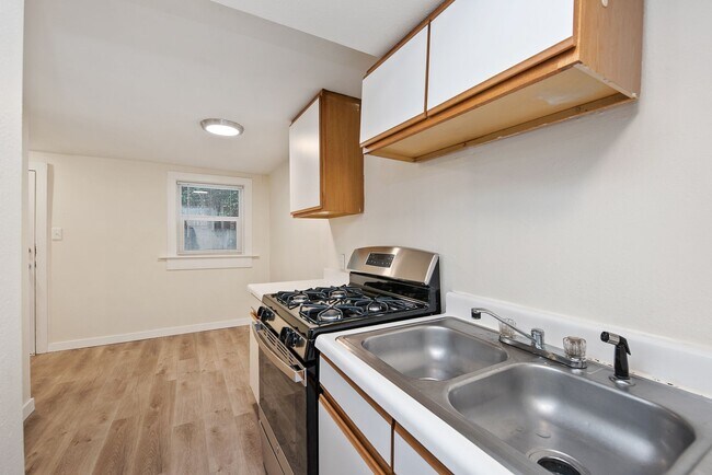 Floorplan - Queen Anne Court