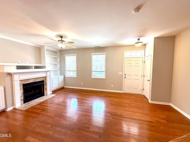 Building Photo - 514 Dragby Ln