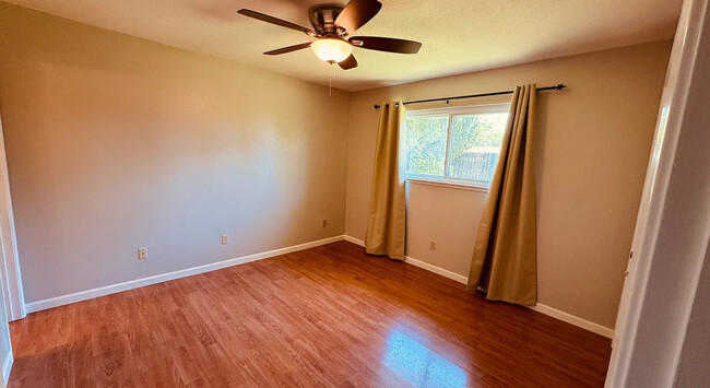 Primary Photo - 5010 Juniper Dr