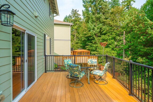 Building Photo - 2030 Nelson St