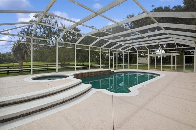 Building Photo - 35520 Timbertop Ln