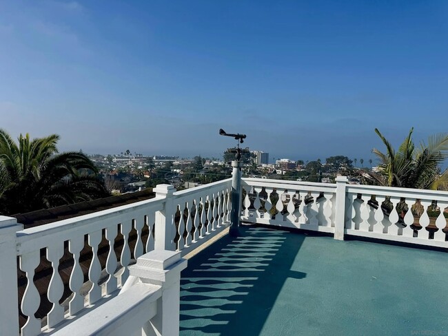 Building Photo - 1357 Olivet St