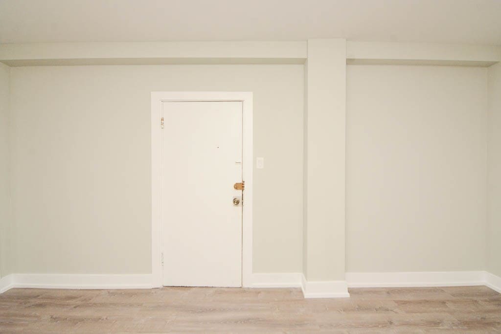 Building Photo - 1352 N Dearborn St