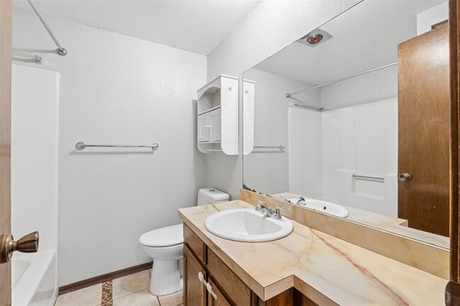 Building Photo - 2905 SW 82nd St