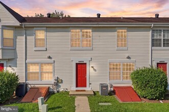 Building Photo - 4805 Berwyn House Rd