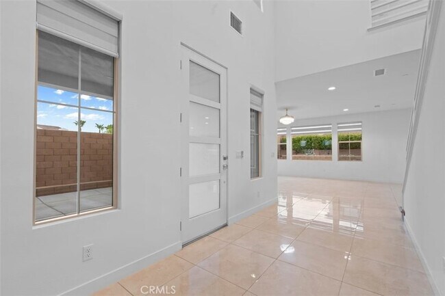 Building Photo - 35963 Bertain Dr