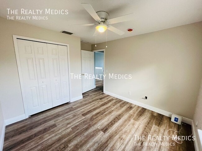 Building Photo - 1356 Periwinkle Blue Way