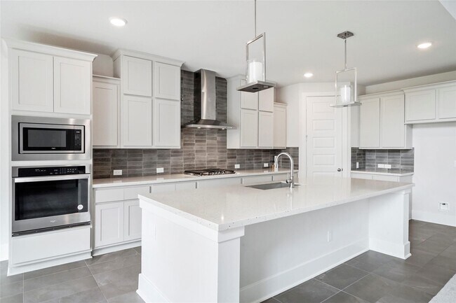 Building Photo - 15655 Scolty Reach Ln