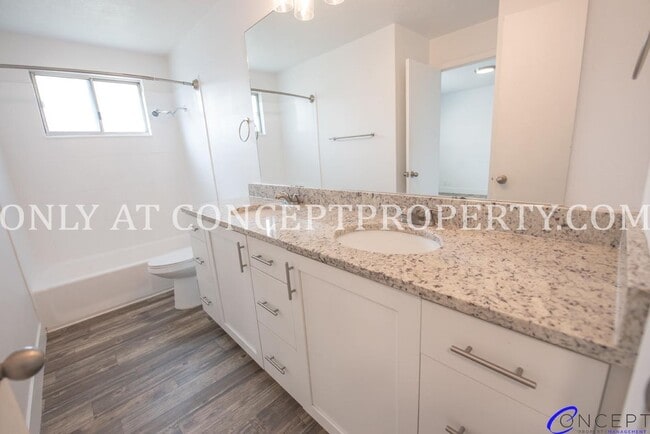 Building Photo - Newly Remodeled 5-Bedroom Home | 2-Car Gar...