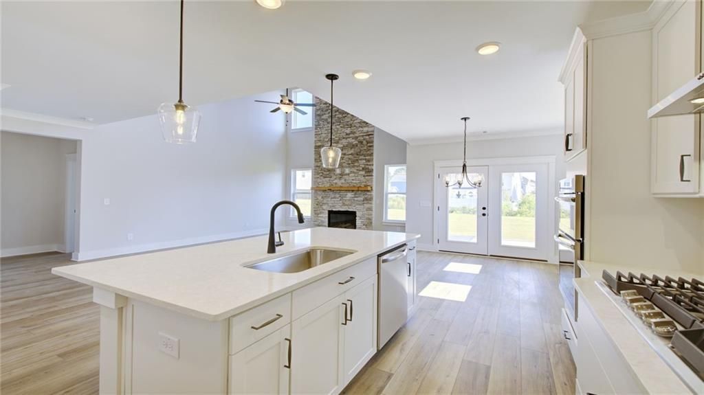 Building Photo - 6904 Lancelot Ct