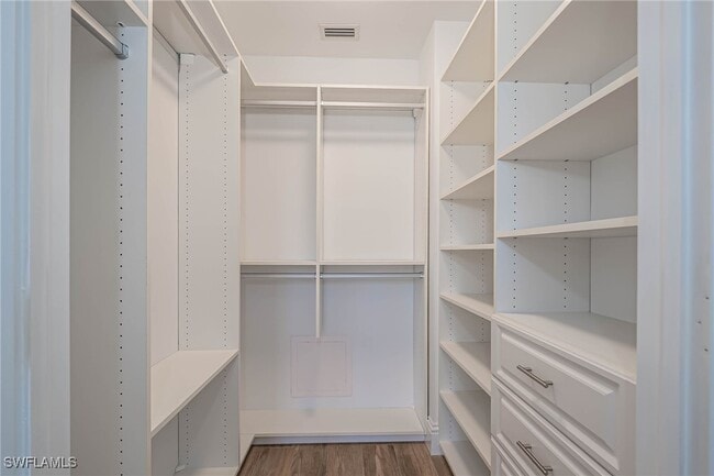 Building Photo - 5068 Annunciation Cir