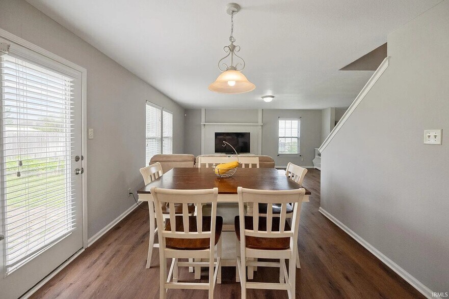 Building Photo - 4898 Little Pine Dr
