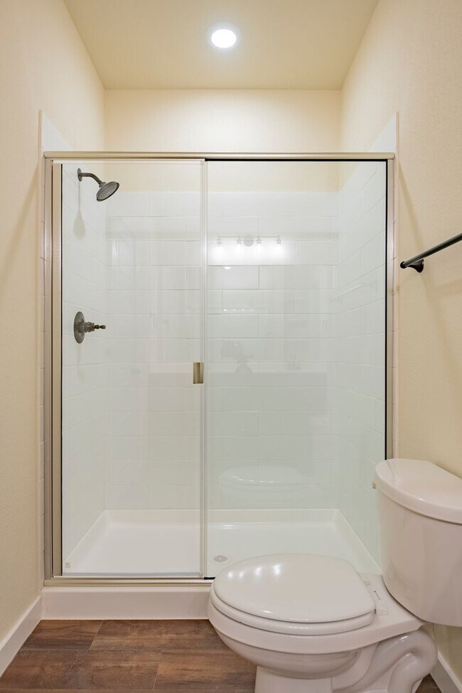 Building Photo - GORGEOUS 3 BEDROOM DUPLEX LOCATED IN MIDLOTHIAN ISD!