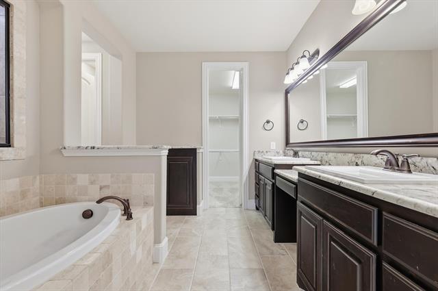 Building Photo - 9328 Kaitlyn Ct