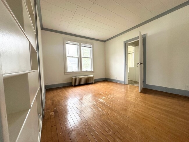 Building Photo - 1514 24th St