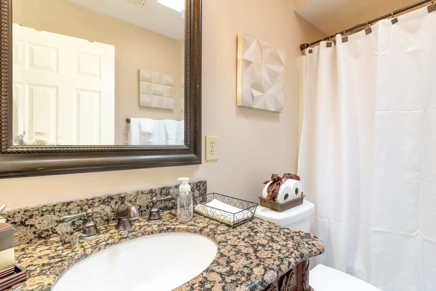 Building Photo - 6498 Yellow Stone Dr