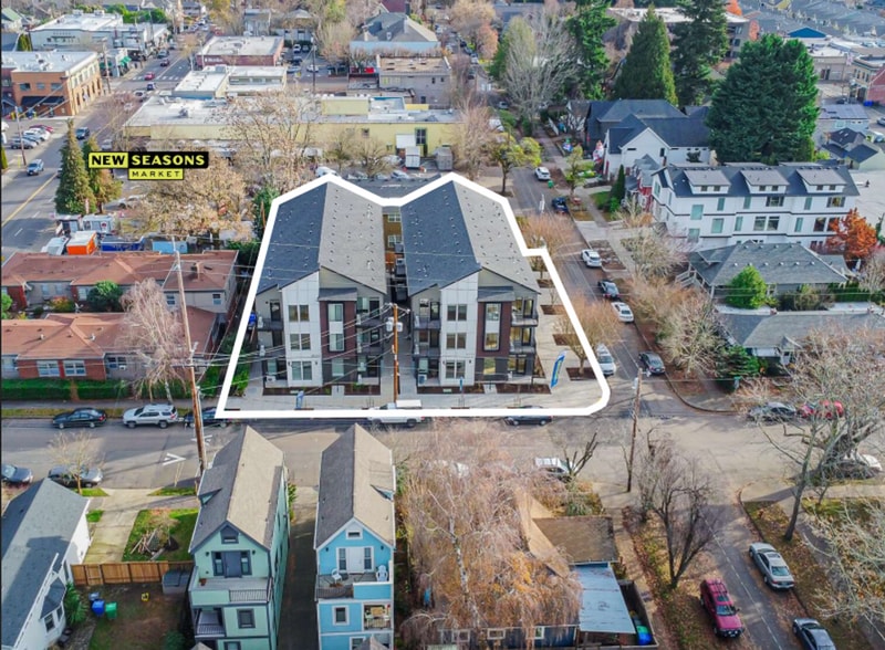 Interior Photo - tenin01