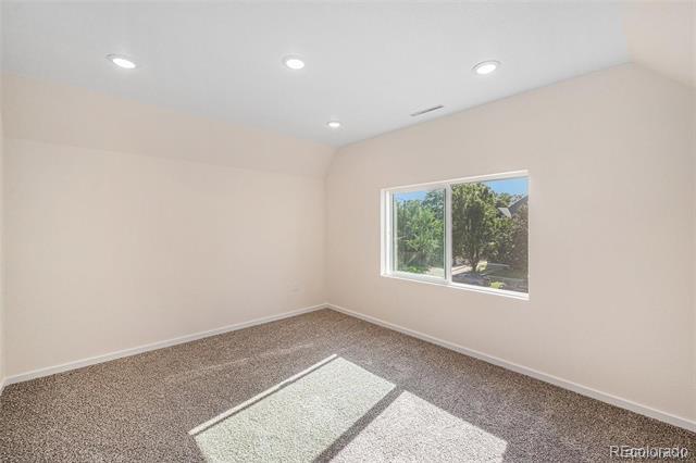 Building Photo - 2328 N Race St