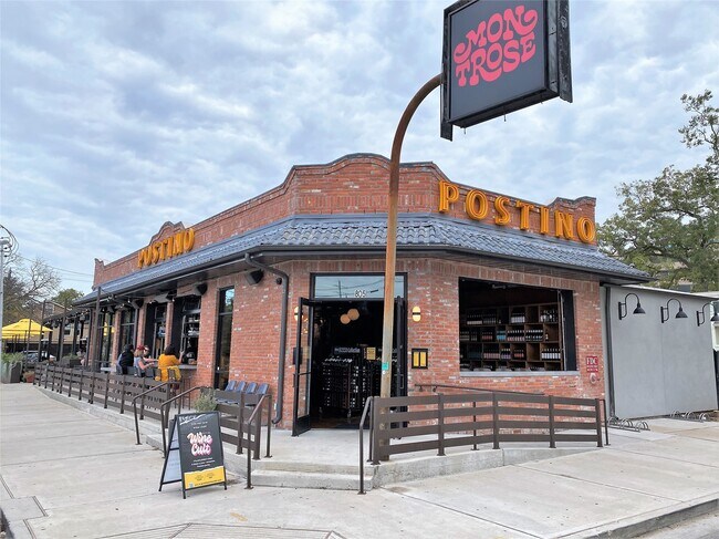 Building Photo - 2506 Van Buren St